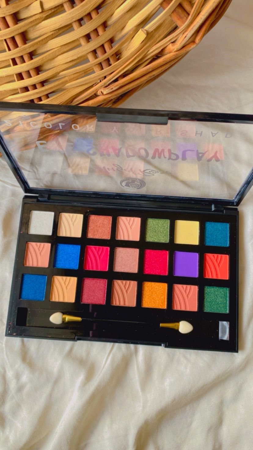 Angel Rose 21 Color Eyeshadow Palette for Eye Makeup | Long Lasting and Easily Blendable with Eye Makeup Brush