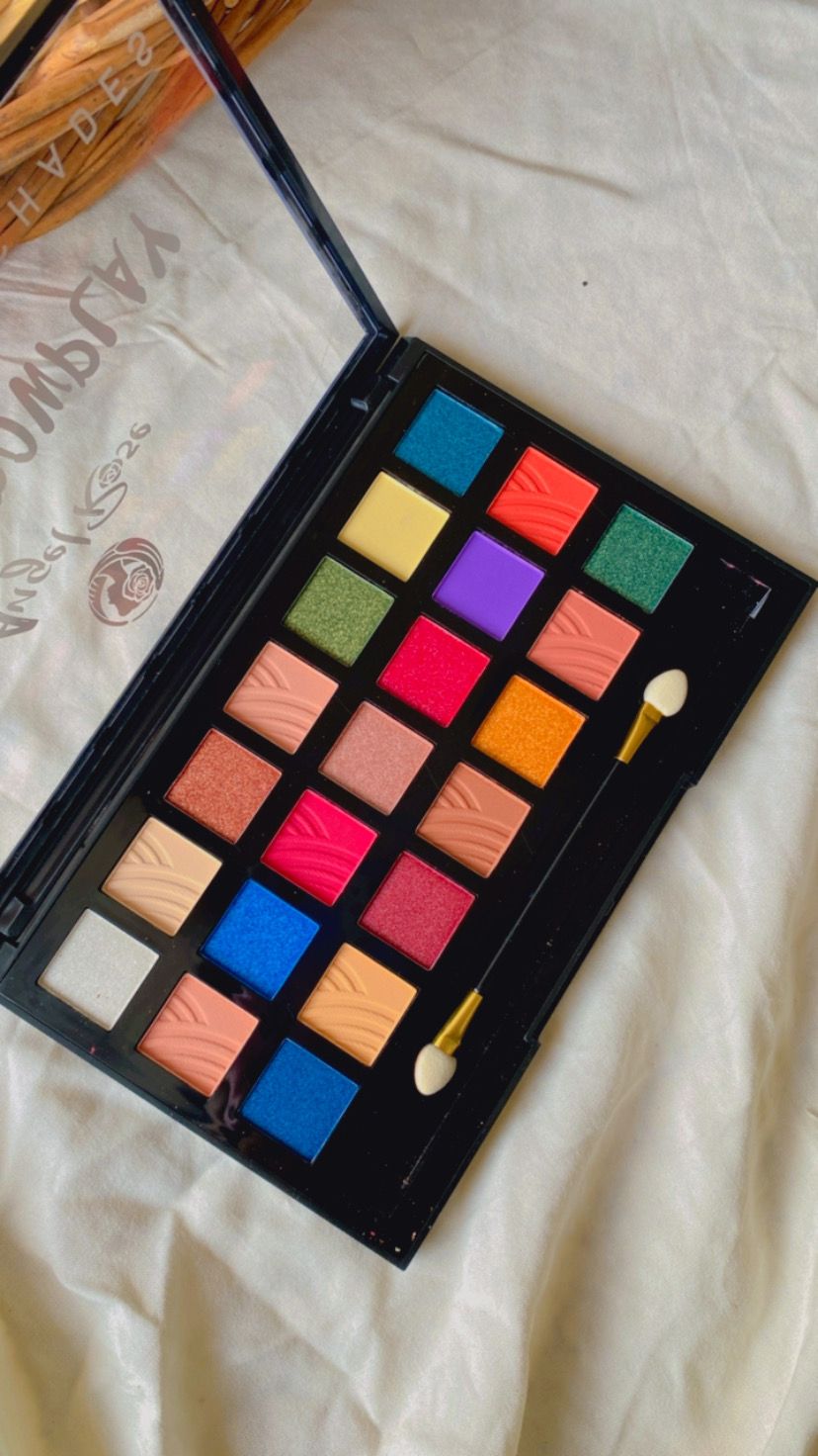 Angel Rose 21 Color Eyeshadow Palette for Eye Makeup | Long Lasting and Easily Blendable with Eye Makeup Brush