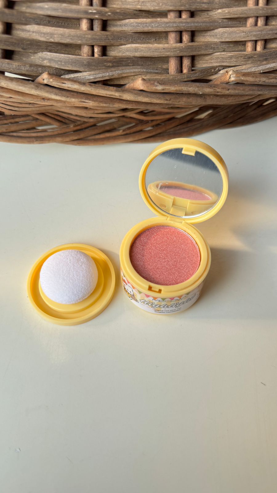 Kawaii Mecow Highlighter With Sponge Applicator