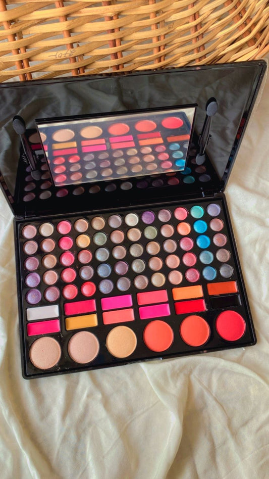 All in One Palette. 78 Shades. Eyeshadow Makeup Compact Bronzer With Mirror & Brush