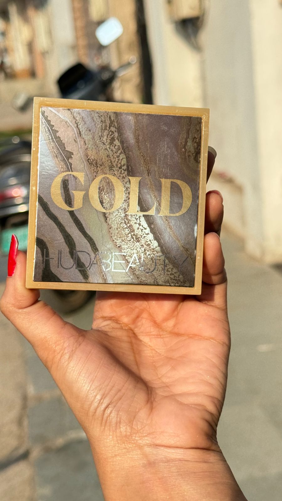 9 Shades Mini Eyeshadow Palette Matte & Shimmer Shades Gold