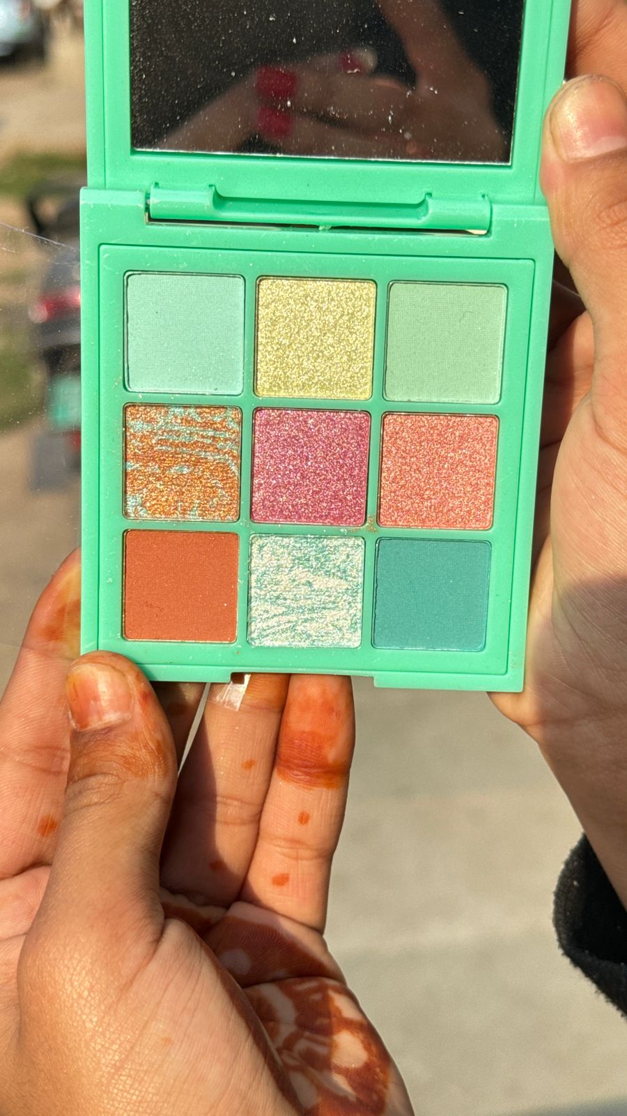 9 Shades Mini Eyeshadow Palette Mint Palette. Shimmer & Matte Shades