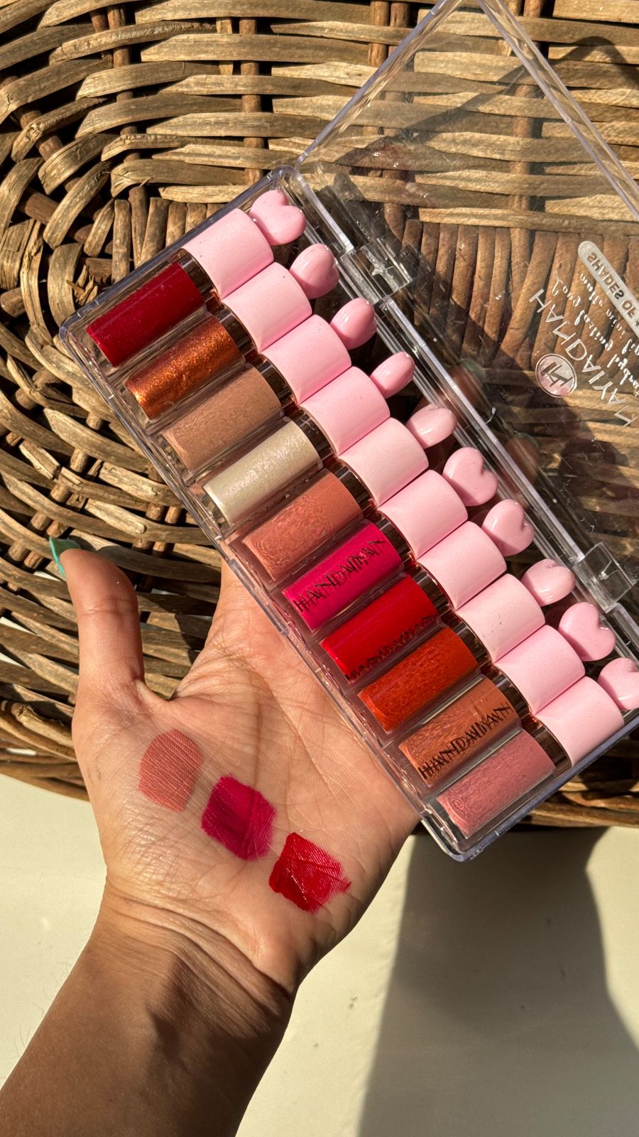 Handaiyan Lipstick Gift Set – Pack of 10 Lipsticks | Heart Touch Collection