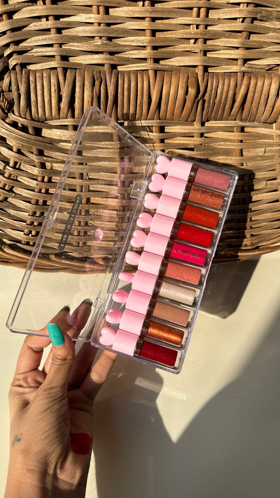 Handaiyan Lipstick Gift Set – Pack of 10 Lipsticks | Heart Touch Collection