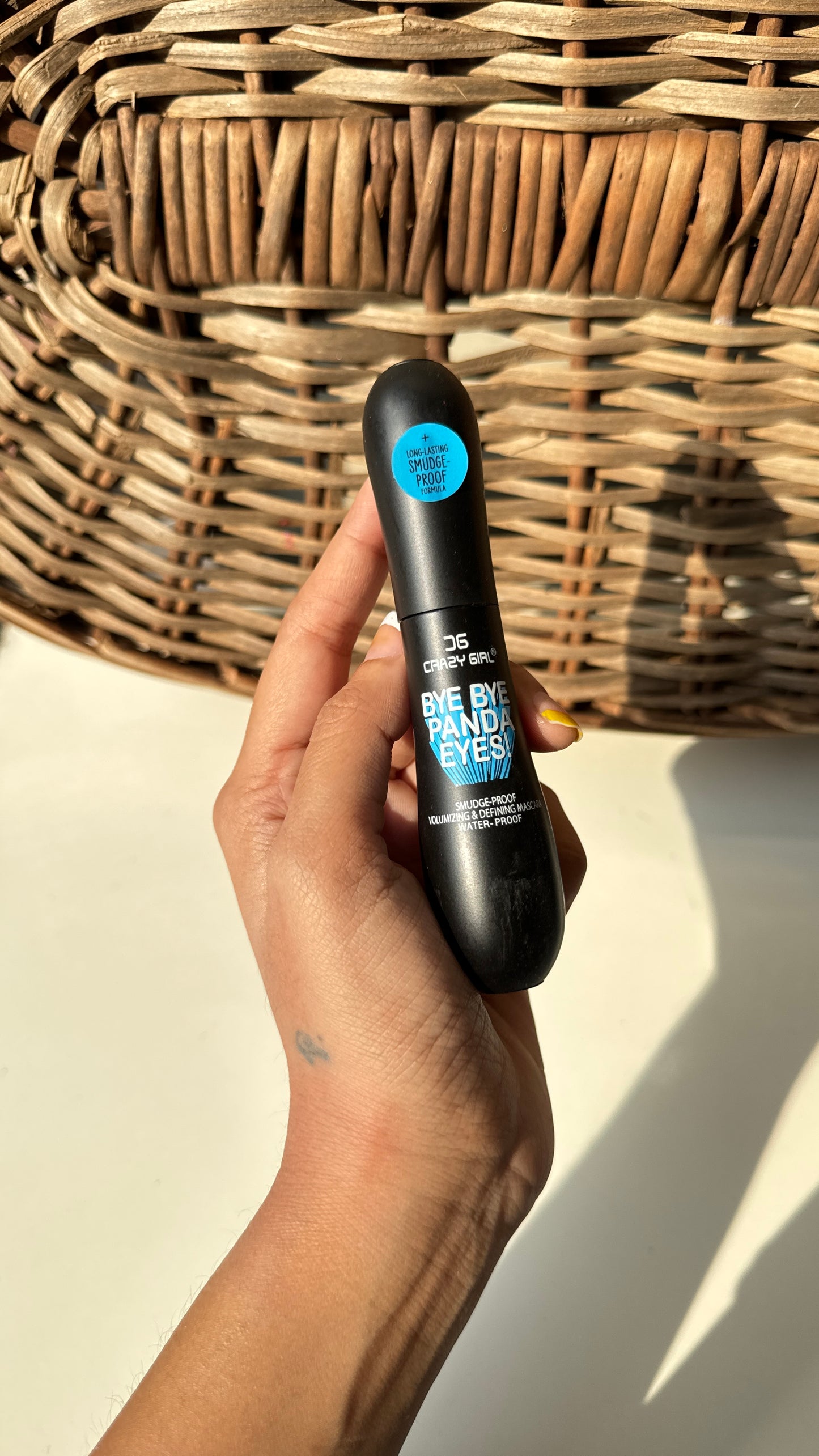 Crazy Girl Bye Bye Panda Eyes Mascara. Long-lasting & Smudge-proof.