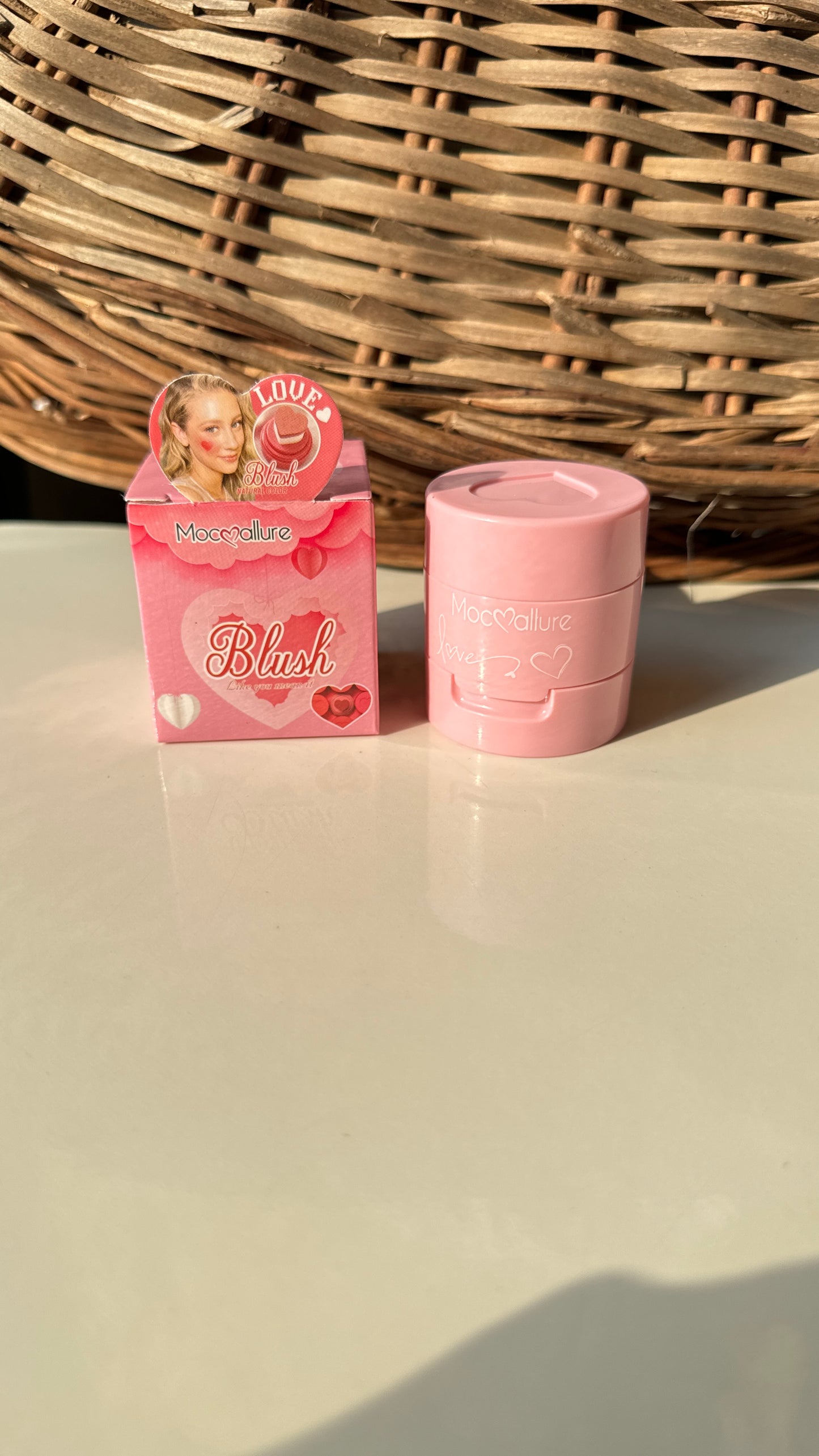 Kawaii blush with heart apply sponge