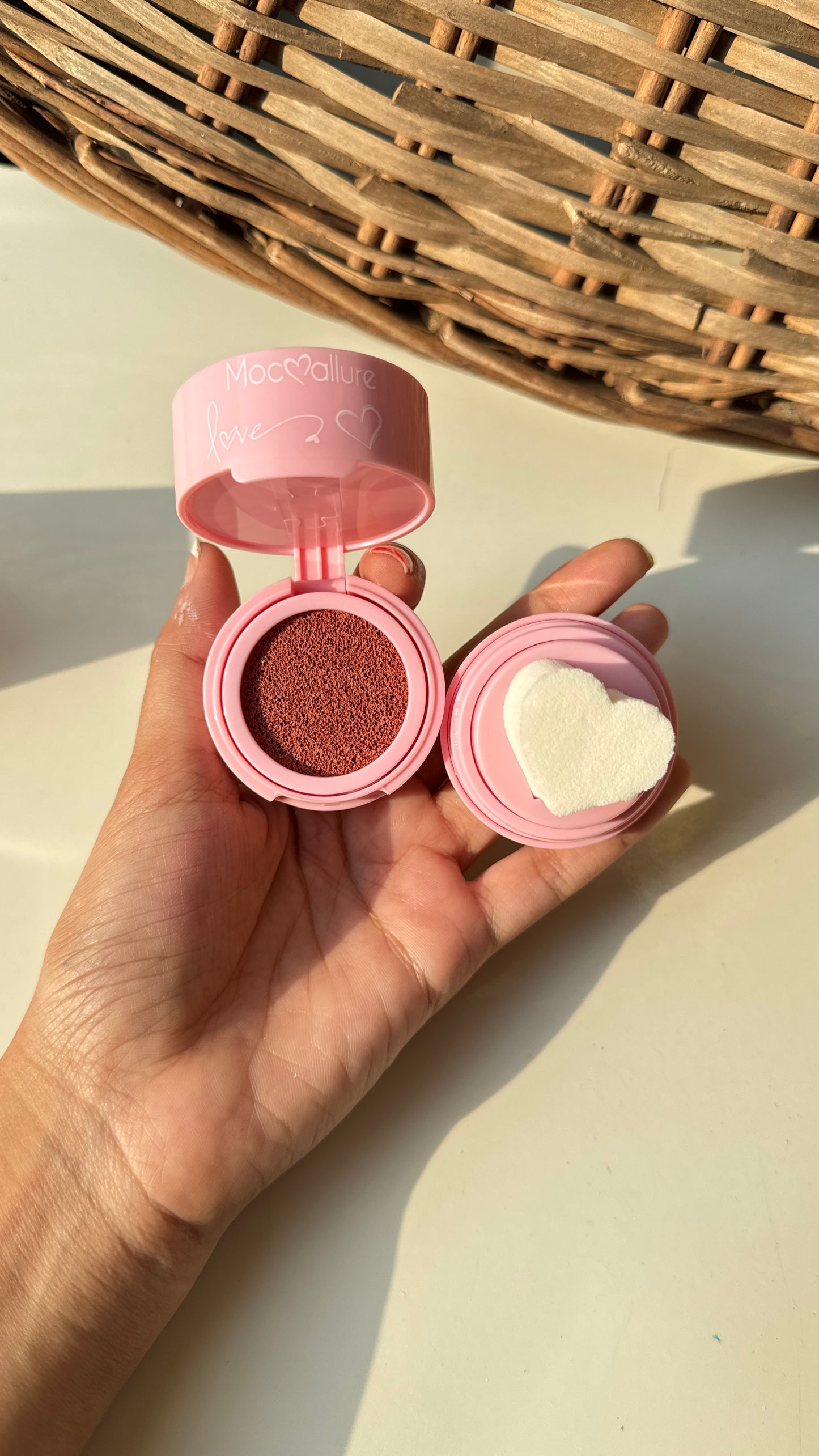 Kawaii blush with heart apply sponge