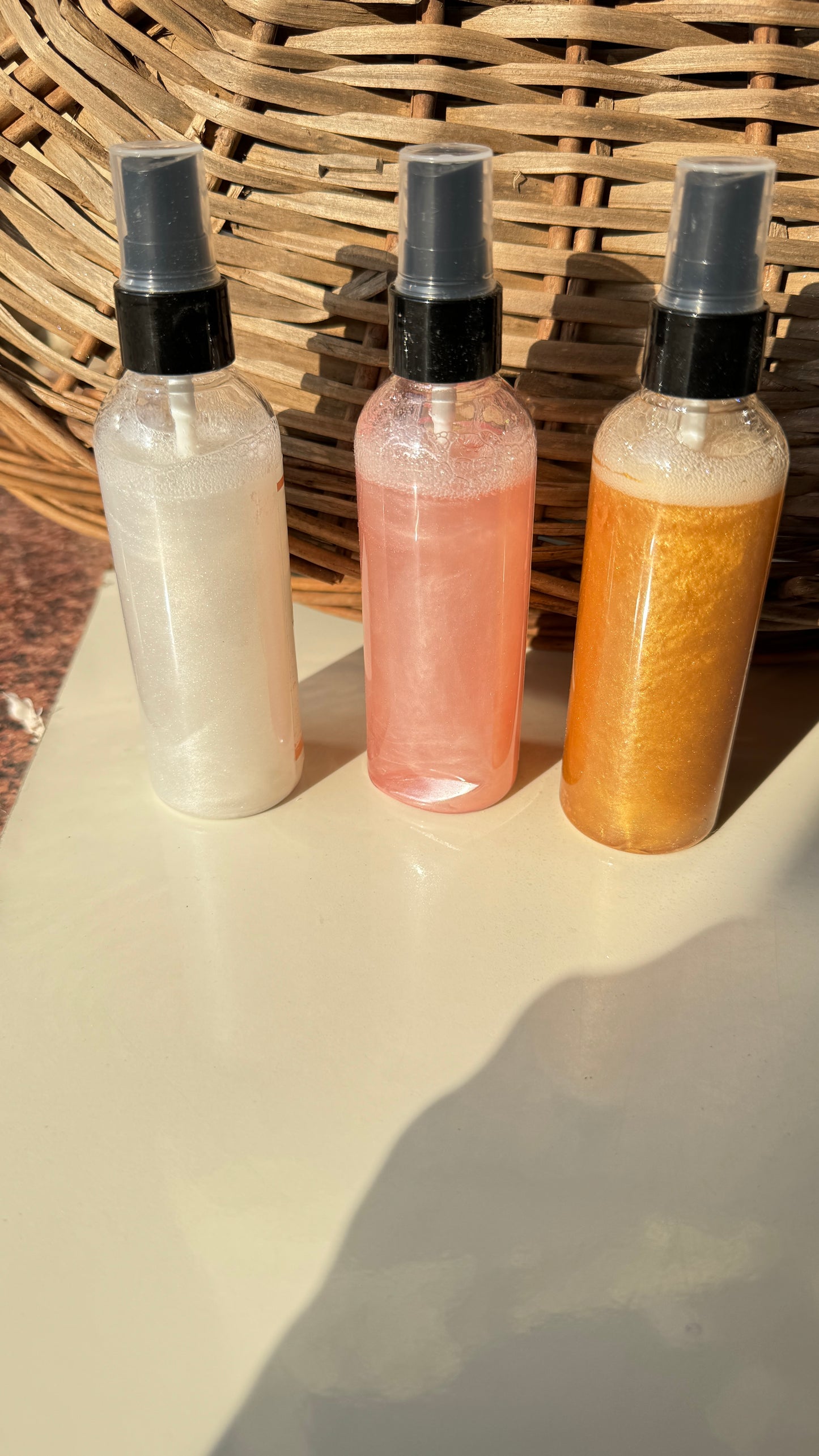 Crazy girl dewy finish shimmer spray