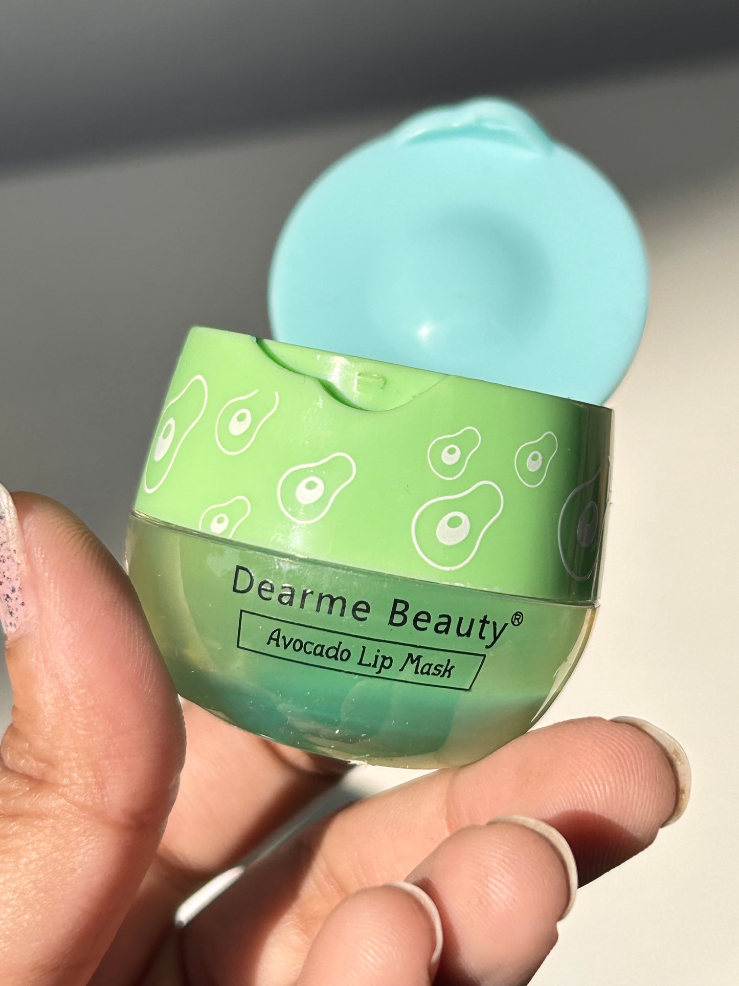 Kawaii avacado lip mask