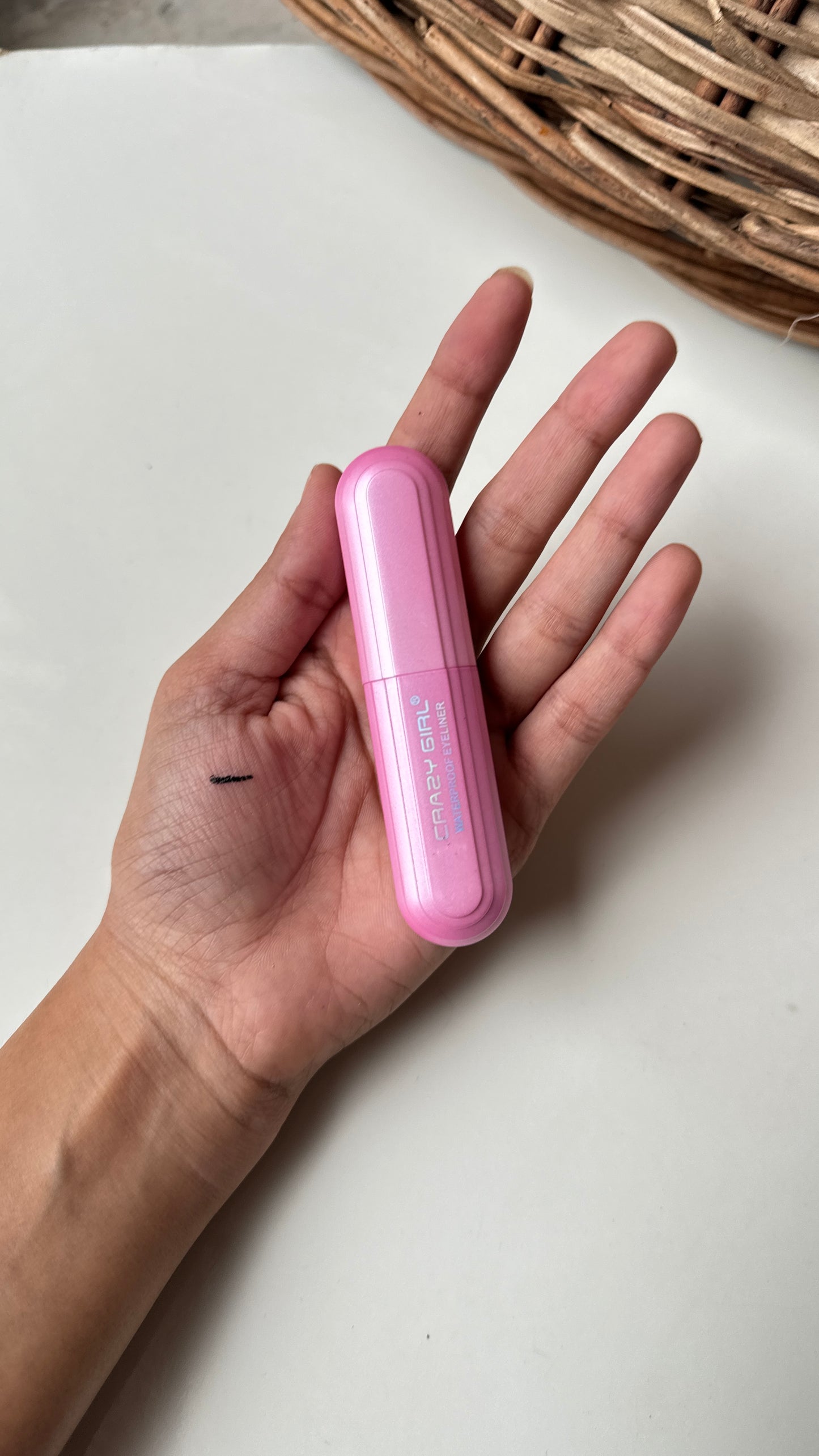 Crazy girl waterproof eyeliner