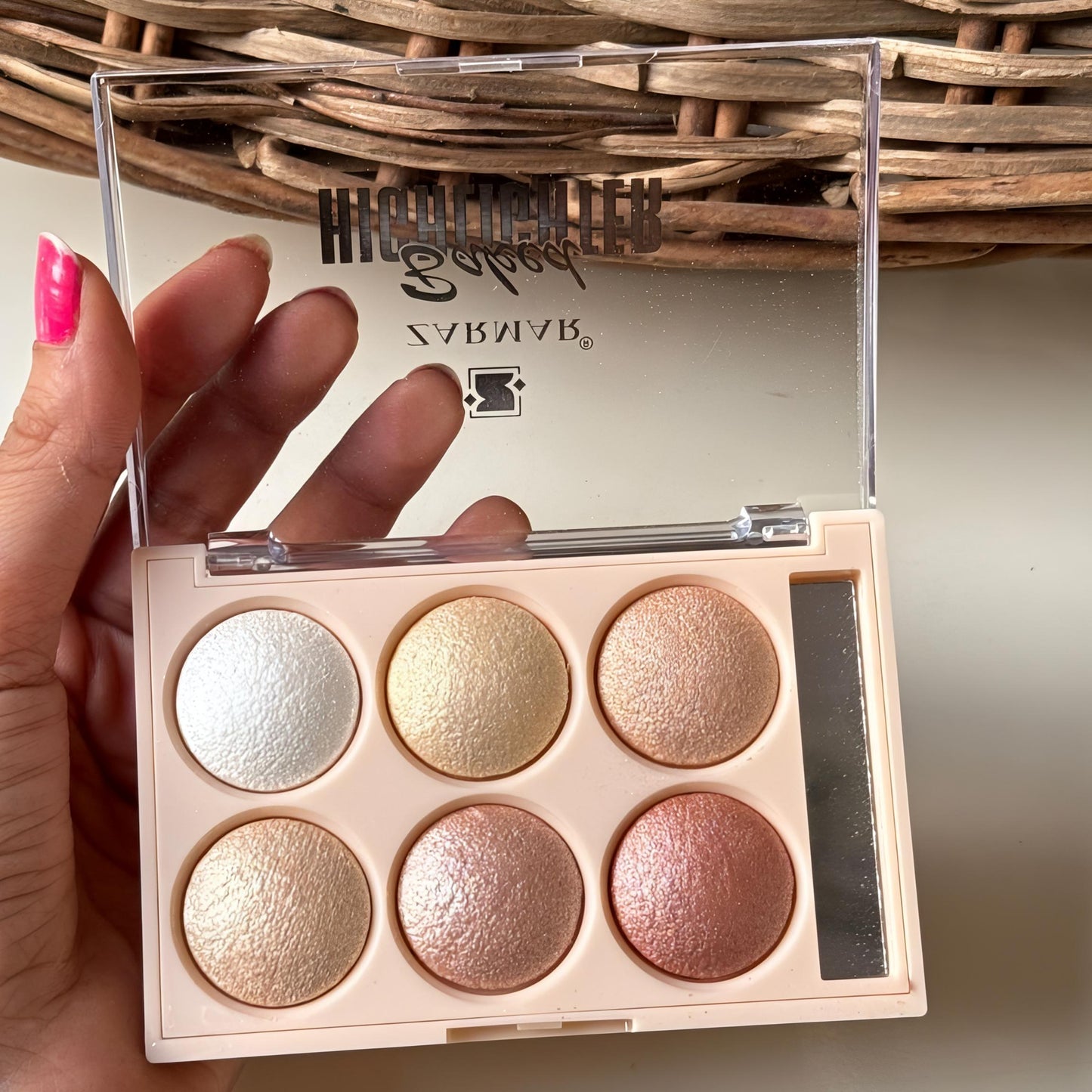 6 Shades Baked Highlighter Palette | Shimmer & Glow Face Makeup Kit