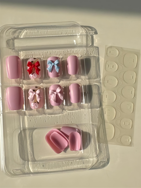 Premium Designer 12 Pcs Reusable Press On Nails Set – Unbreakable Stick On Nails with Easy Glue Tabs