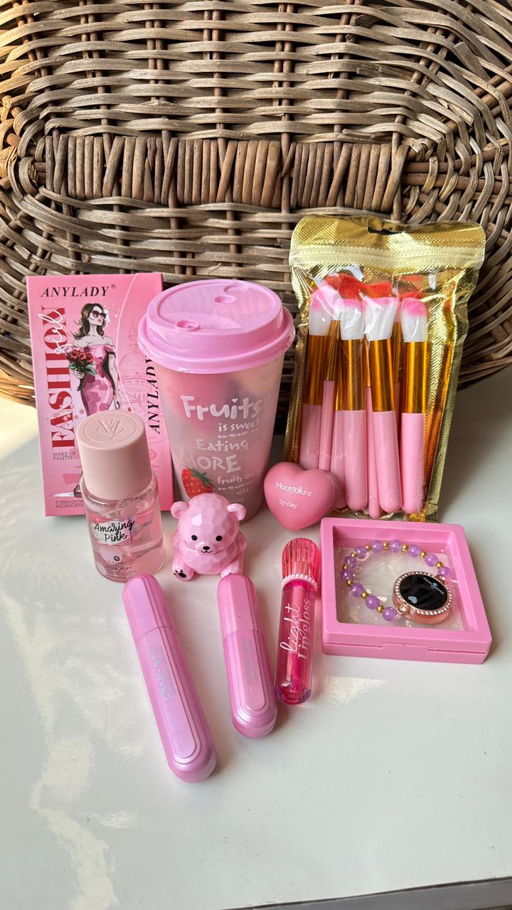 Cute Valentine Hamper. For The Pretty Girl.