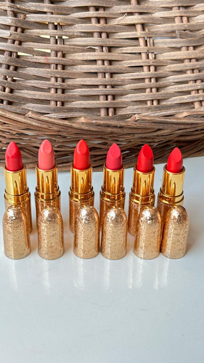 Bold Matte Lipstick Set of 6 Nude and Reddish Shades