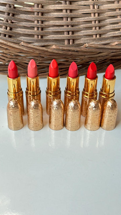 Bold Matte Lipstick Set of 6 Nude and Reddish Shades