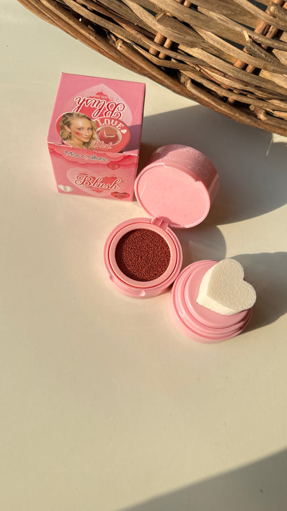 Kawaii  blush with heart apply sponge