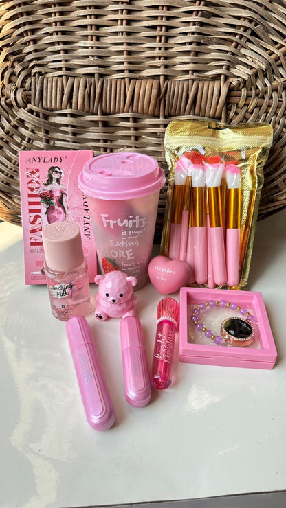 Cute Valentine Hamper. For The Pretty Girl.